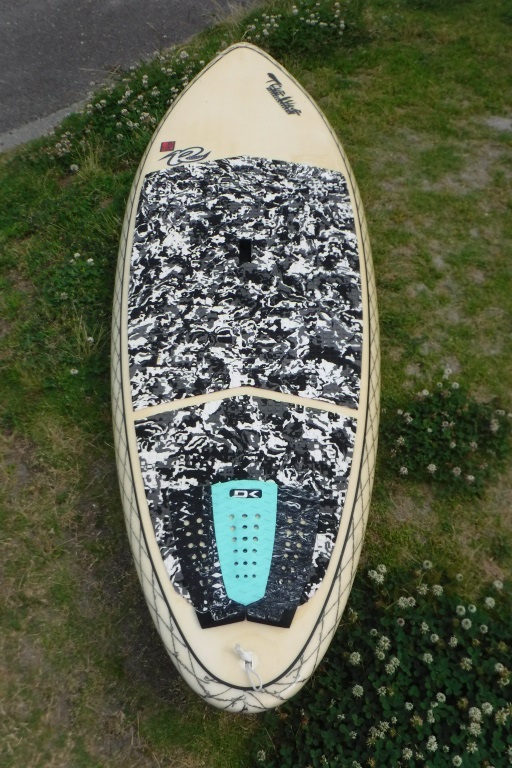  TRUEWAVE (USED) BEACH ;WALKER ;8'6" x 29" ;